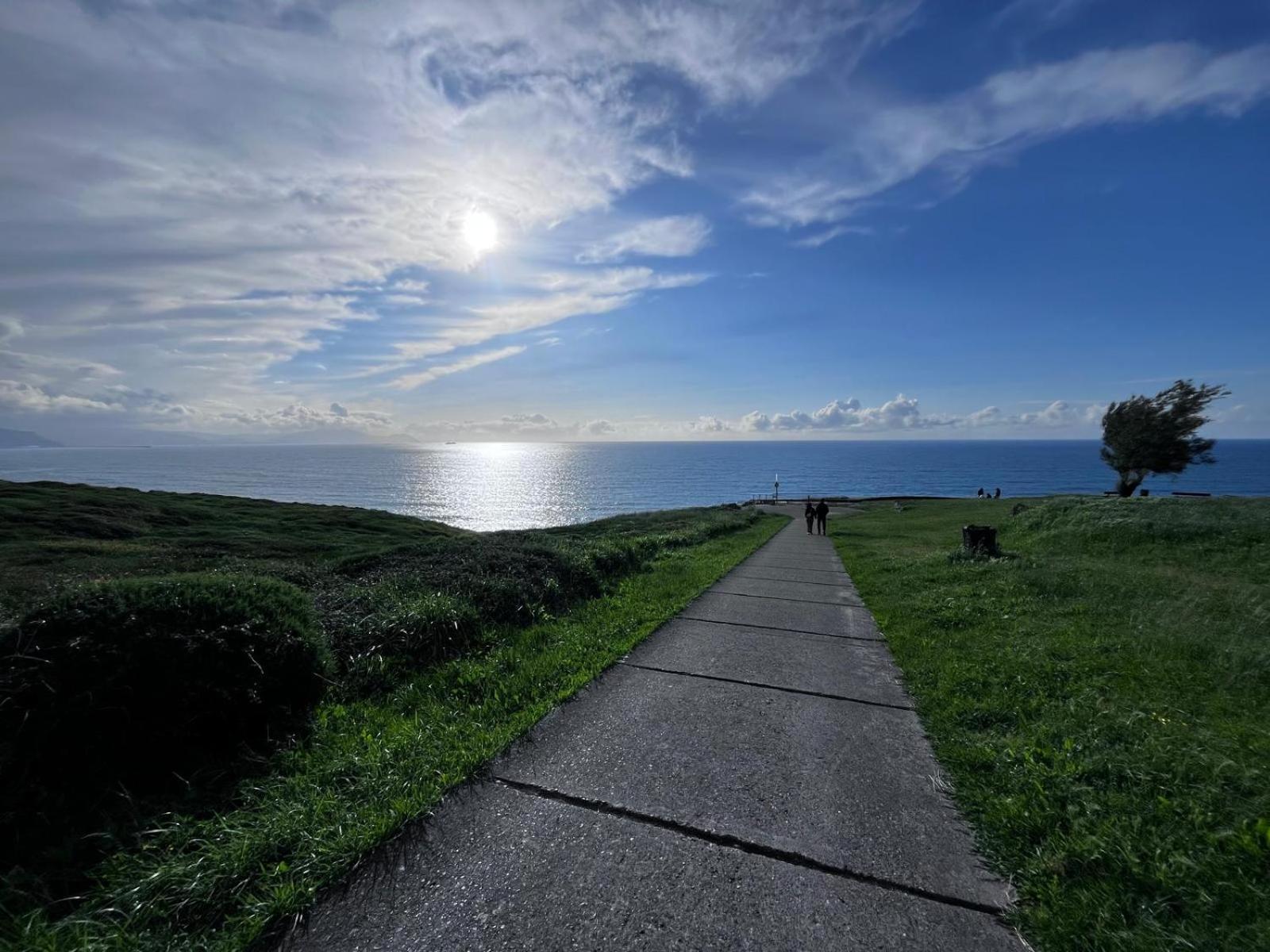 Tu Refugio Junto Al Mar Te Espera Disfruta Final Europa League Apartment Barrika Bagian luar foto